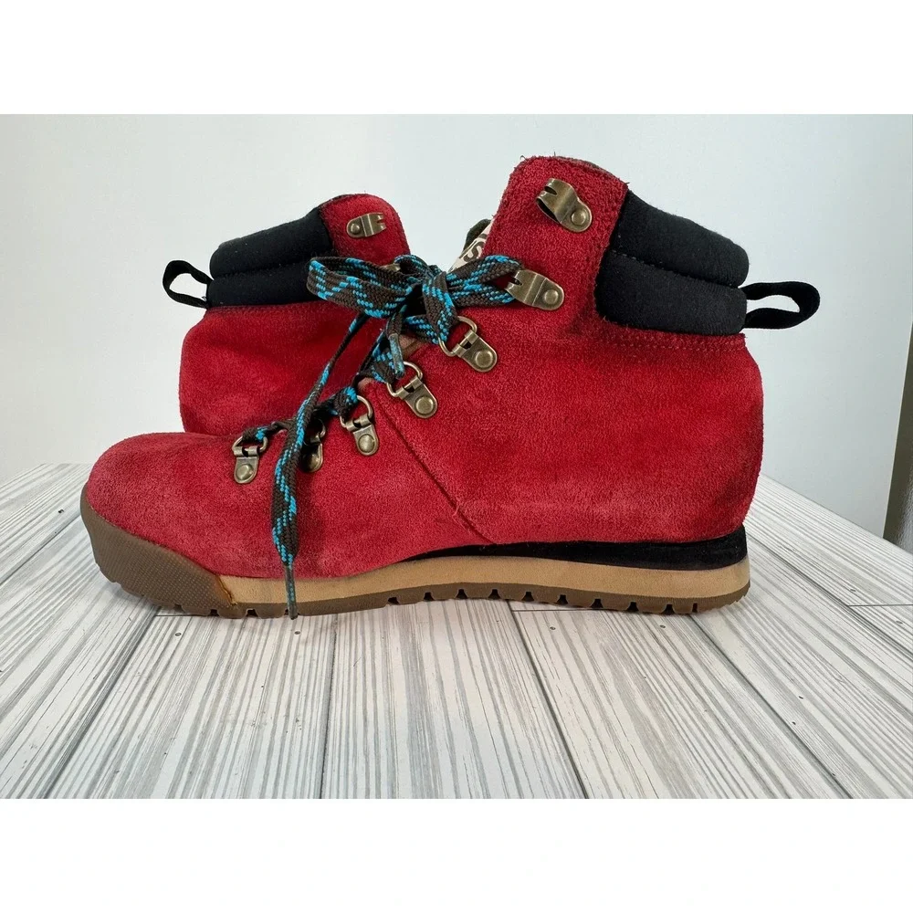 Vans‎ V7064 Red Suede Hiking Boots Men's 7 Women's 8.5 Reverse Waffle Sole